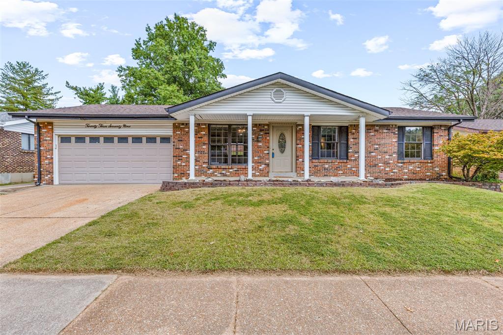 2379 England Town Road St. Louis, MO 63129 - Photo 1 of 28 Gallery Image 1
