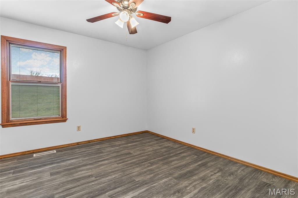 2379 England Town Road St. Louis, MO 63129 - Photo 7 of 28 Gallery Image 7