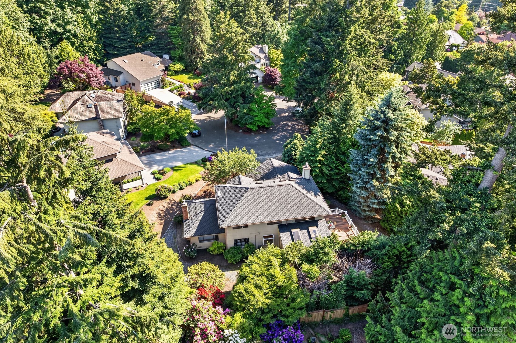 8611 191st Place Southwest Edmonds, WA 98026 - Photo 35 of 36