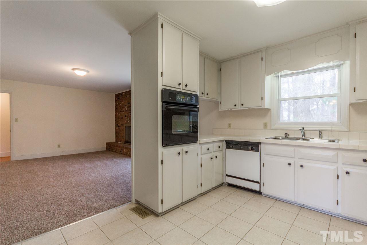 4704 Greenbrier Road Raleigh, NC 27603 - Photo 11 of 25