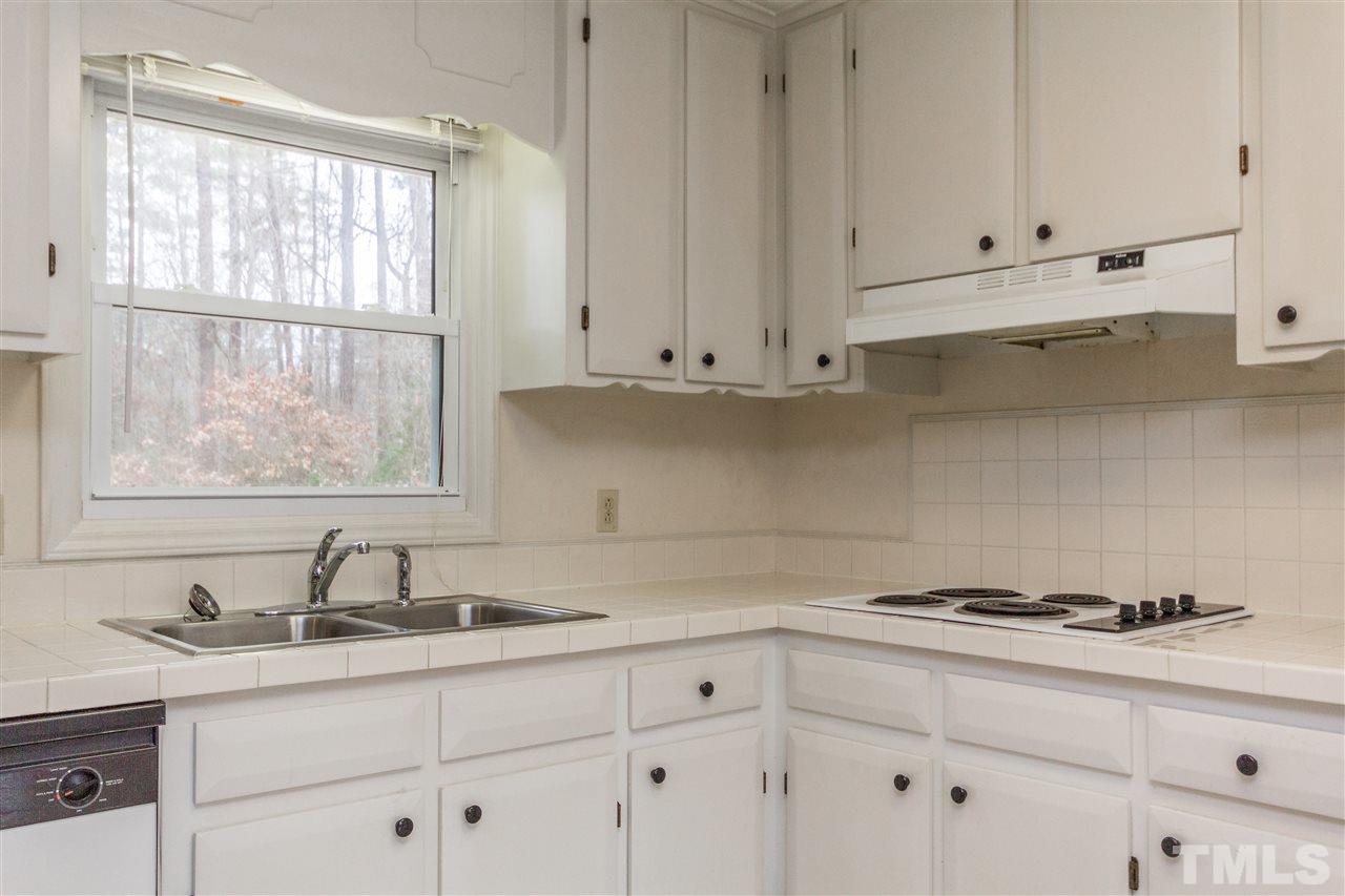 4704 Greenbrier Road Raleigh, NC 27603 - Photo 9 of 25