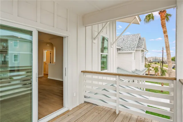 a view of a entryway door of the house