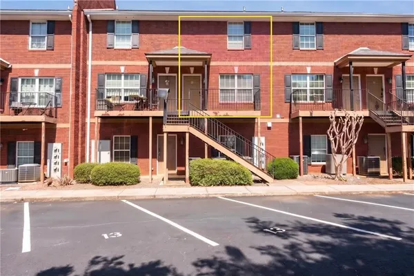 $1,300 | 105 Whitehead Road, Unit 15, Athens, GA 30606