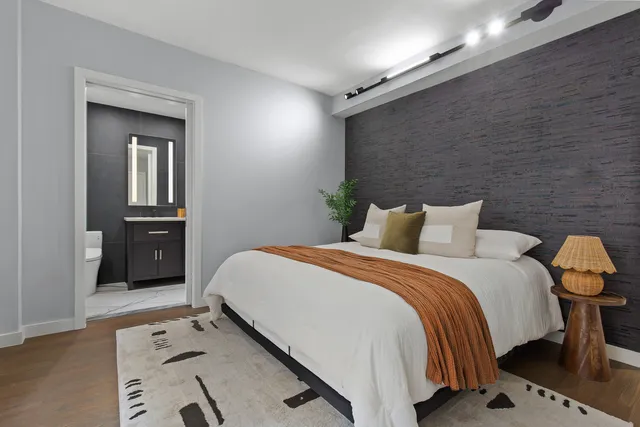 $1,399,000 | 40 West 55th Street, Unit 4D | Midtown Central