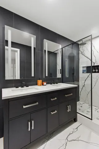 $1,399,000 | 40 West 55th Street, Unit 4D | Midtown Central