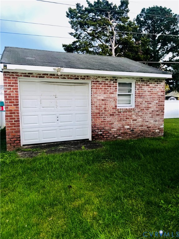2305 Apollo Road Richmond, VA 23223 - Photo 13 of 16 View of garage