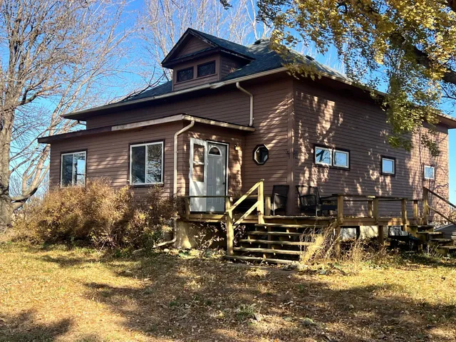 $130,000 | 2962 360th Avenue, Elmore, MN 56027