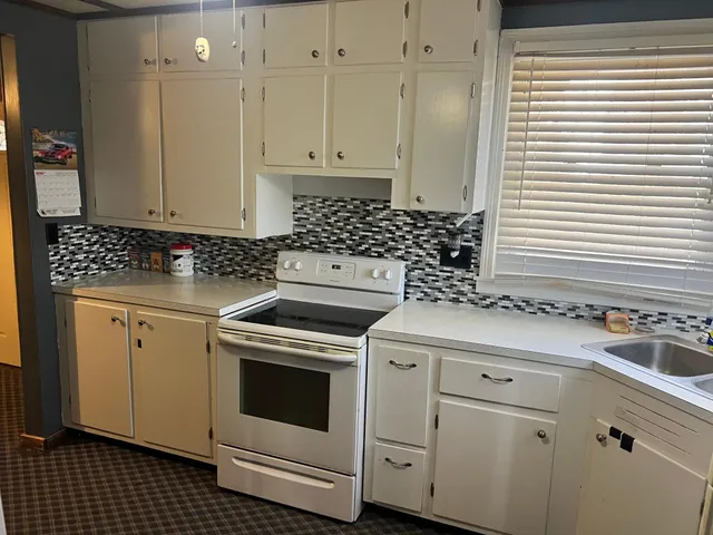 $130,000 | 2962 360th Avenue, Elmore, MN 56027