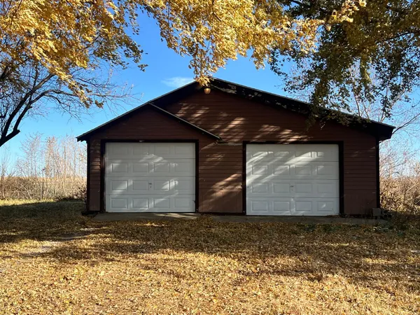 $130,000 | 2962 360th Avenue, Elmore, MN 56027