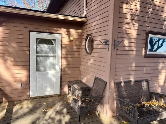 $130,000 | 2962 360th Avenue, Elmore, MN 56027