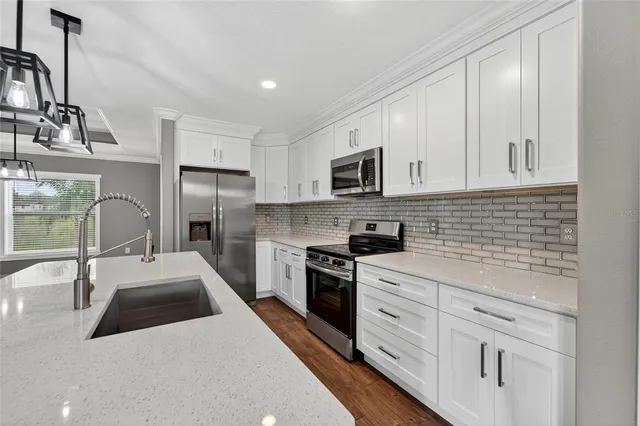 $340,000 | 6010 Sundown Drive, Dade City, FL 33523