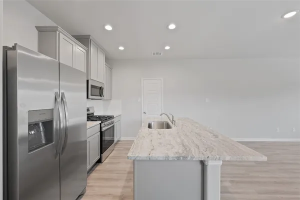 $1,980 | 10107 Gold Finch Run, Magnolia, TX 77354