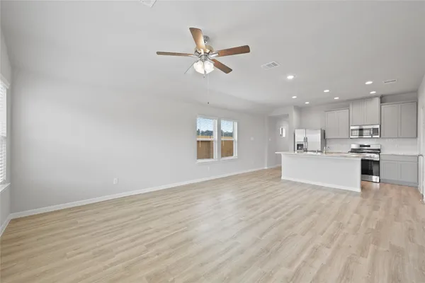 $1,980 | 10107 Gold Finch Run, Magnolia, TX 77354