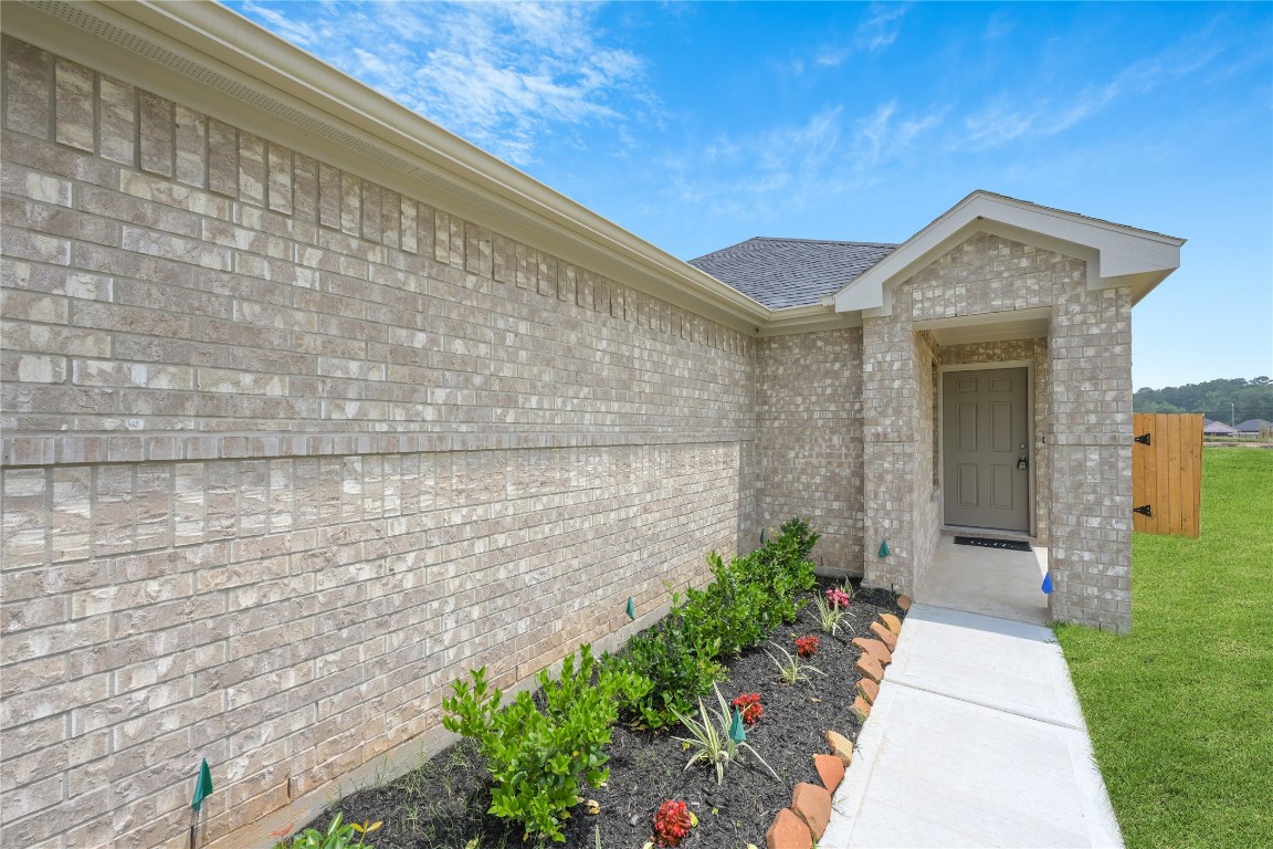 10107 Gold Finch Run Magnolia, TX 77354 - Photo 4 of 37