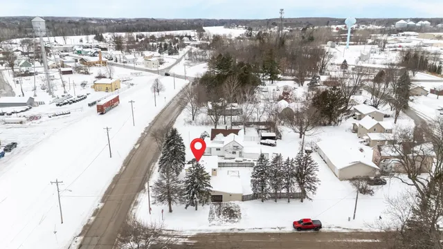 $189,900 | 351 Quincy Street, Oconto Falls, WI 54154