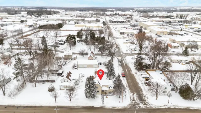 $189,900 | 351 Quincy Street, Oconto Falls, WI 54154