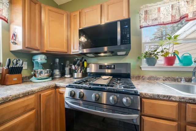 $189,900 | 351 Quincy Street, Oconto Falls, WI 54154