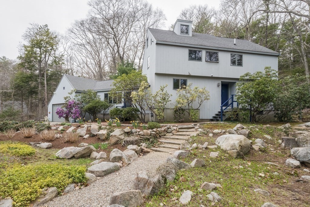 12 Hidden Ledge Road Manchester, MA 01944 - Photo 1 of 26 Gallery Image 1