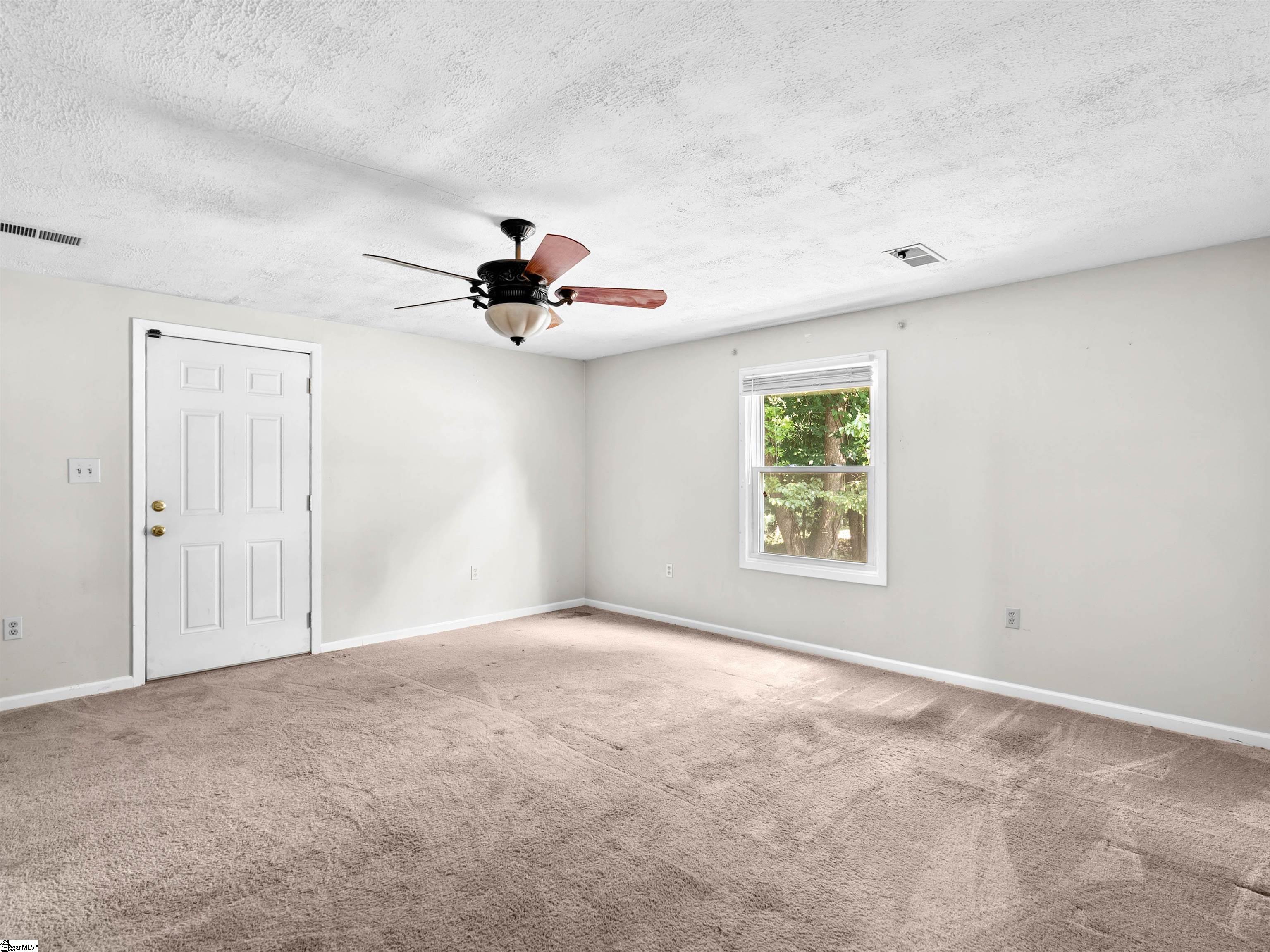 113 Commodore Drive Duncan, SC 29334 - Photo 15 of 41