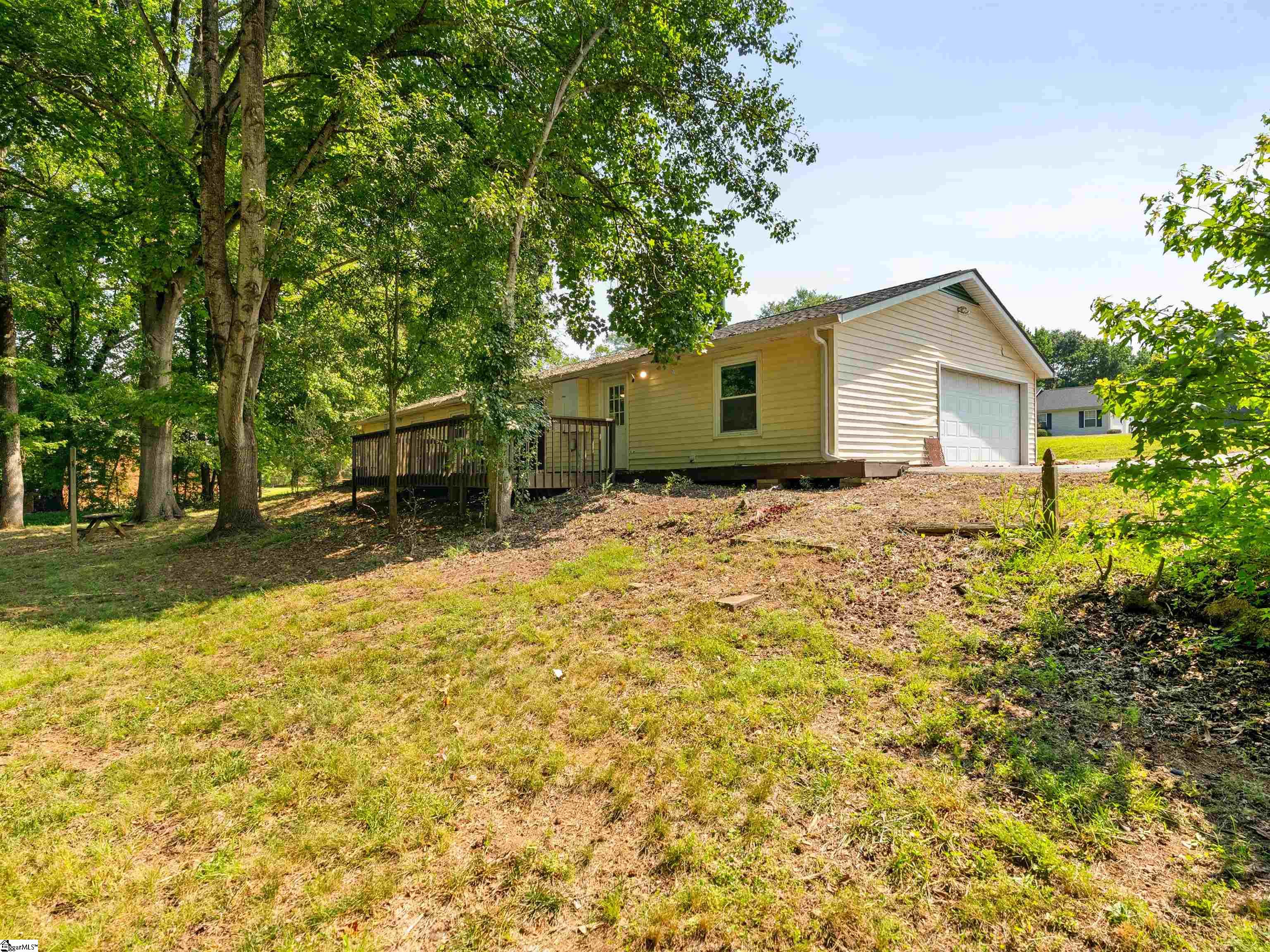 113 Commodore Drive Duncan, SC 29334 - Photo 30 of 41