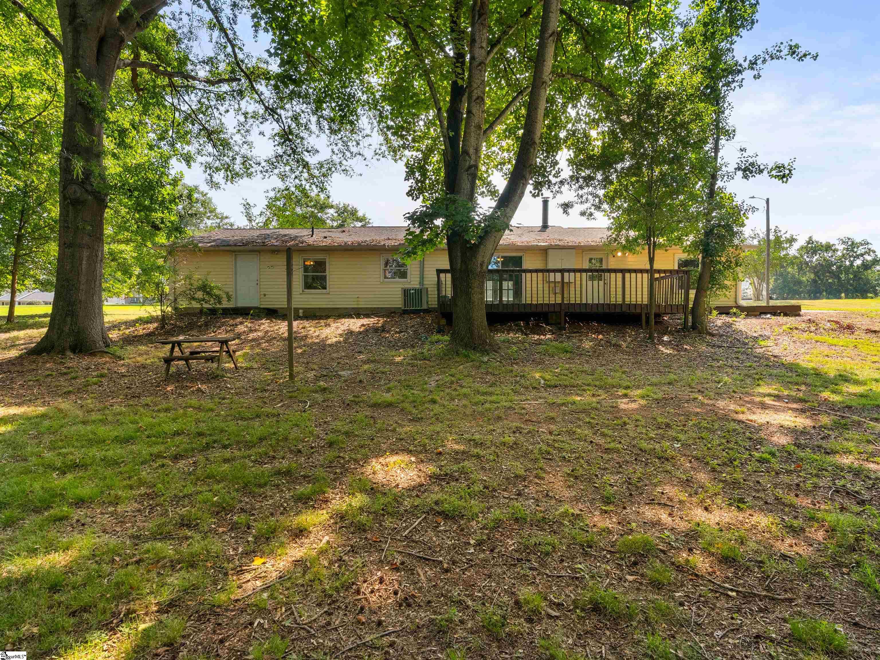 113 Commodore Drive Duncan, SC 29334 - Photo 32 of 41