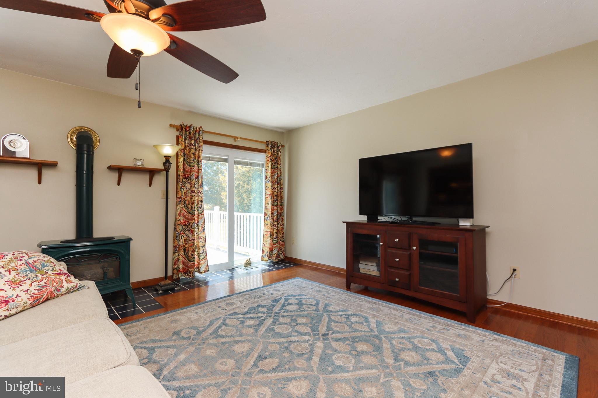 4535 Wentz Road Manchester, MD 21102 - Photo 13 of 55 Spacious Family Room, View 3