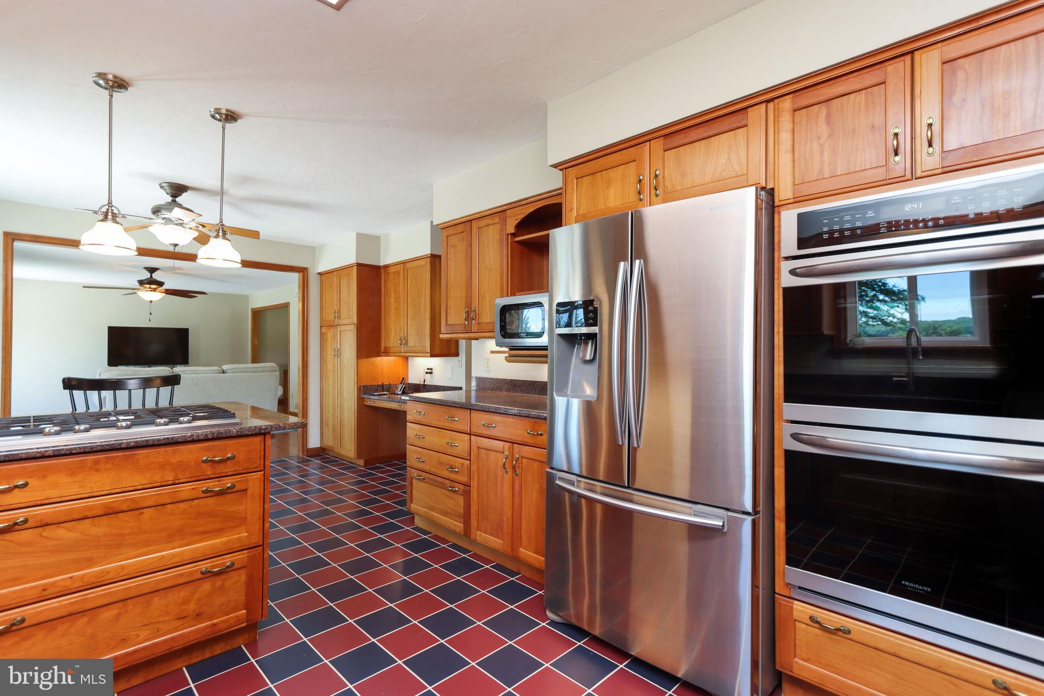 4535 Wentz Road Manchester, MD 21102 - Photo 18 of 55 Stainless Steel Appliances