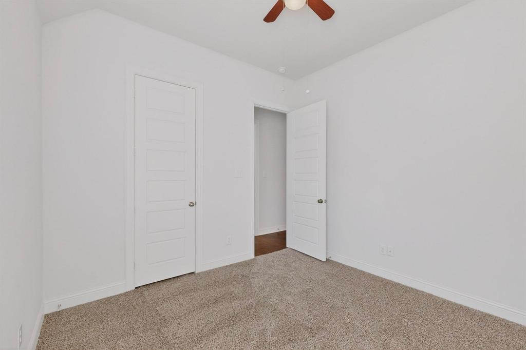 805 Rustic Trail Midlothian, TX 76065 - Photo 29 of 40 a view of an empty room