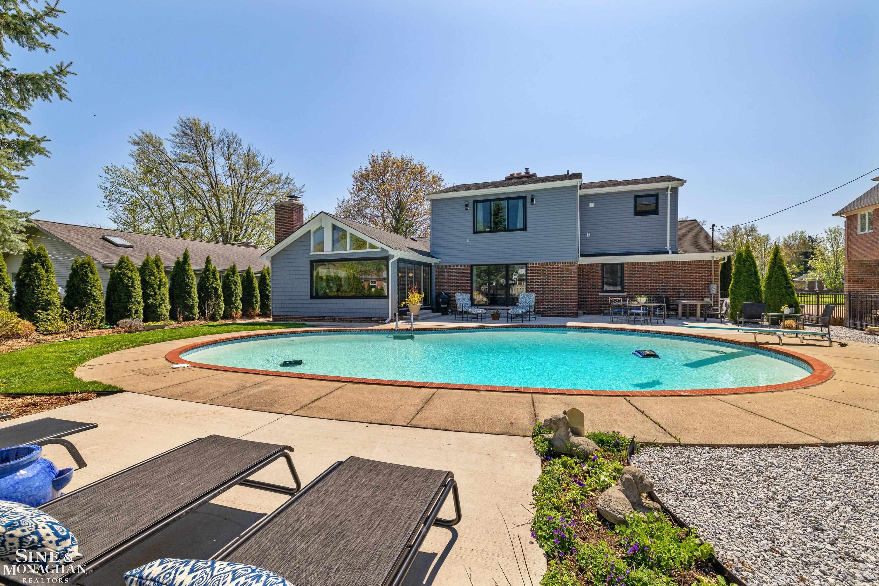 56 Hampton Road Grosse Pointe Shores, MI 48236 - Photo 33 of 47