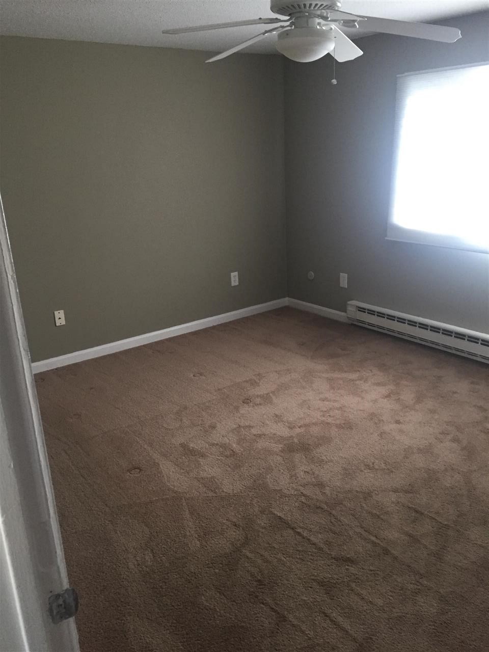 112 Calef Road Manchester, NH 03103 - Photo 14 of 28