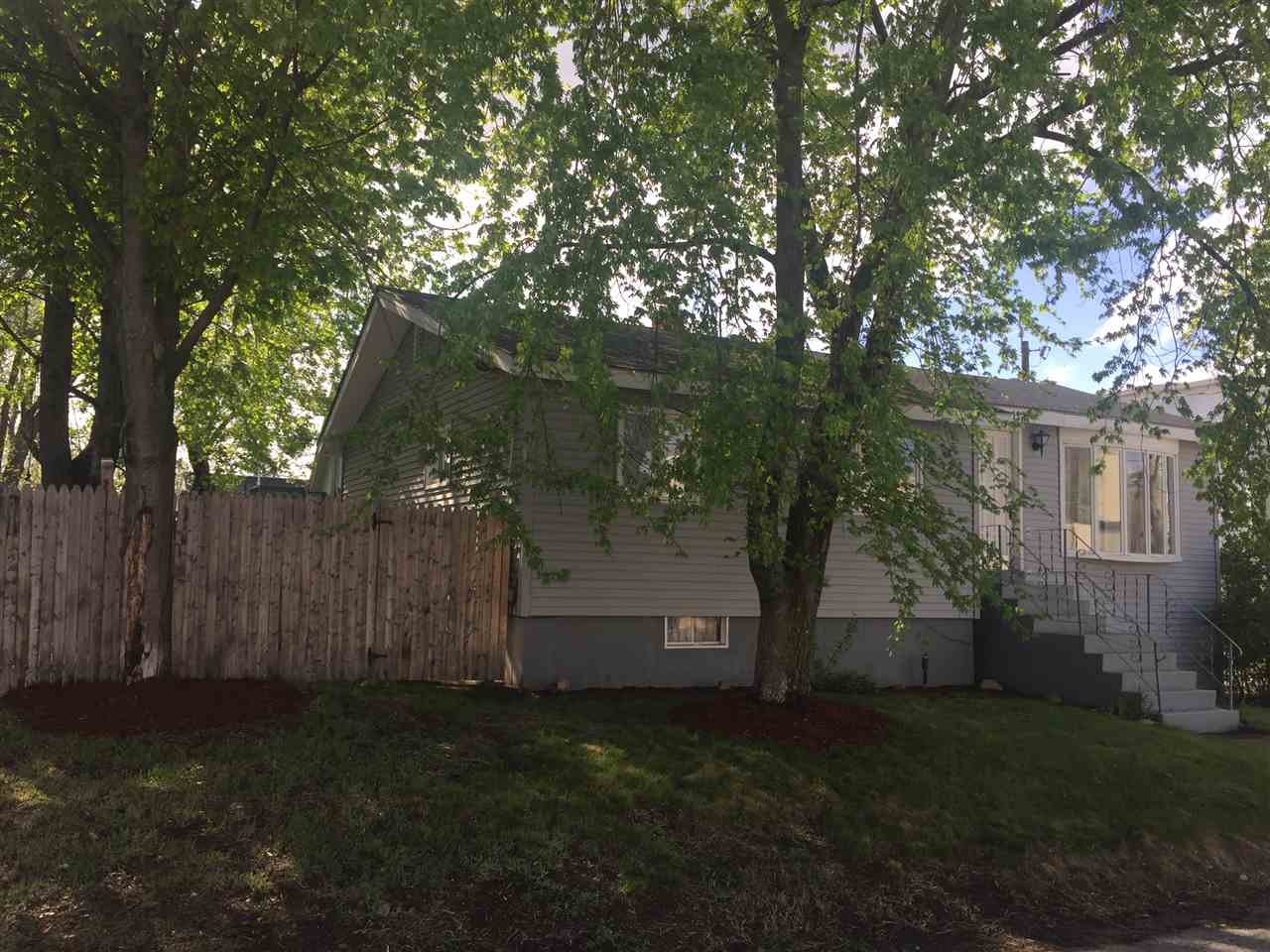 112 Calef Road Manchester, NH 03103 - Photo 16 of 28