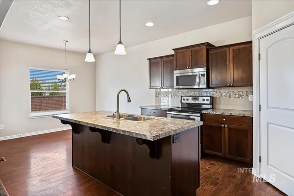 $385,000 | 947 Americana Circle, Twin Falls, ID 83301