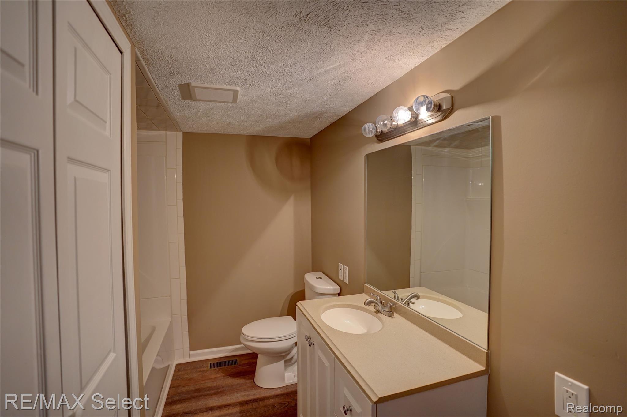 7209 East Richfield Road Davison, MI 48423 - Photo 47 of 83 7209 E Richfield Road 47.jpg