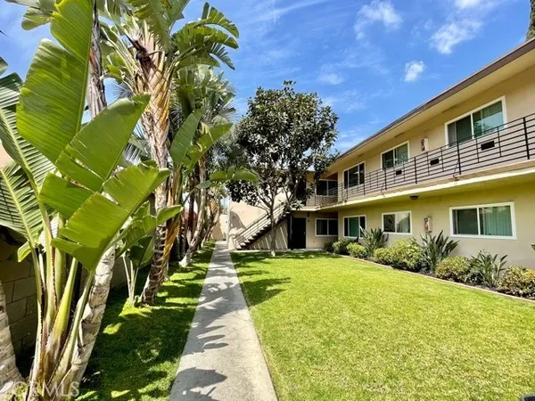 $3,395 | 12437 Harris Avenue, Unit C, Lynwood, CA 90262