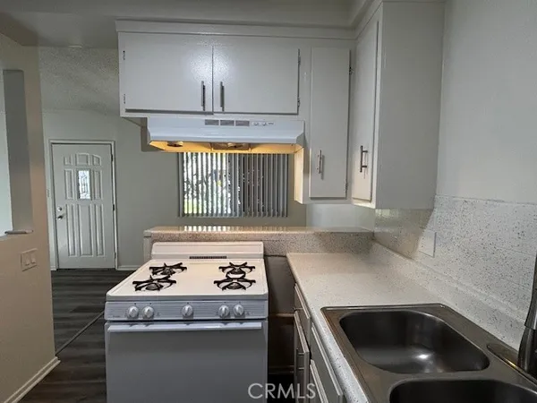 $3,395 | 12437 Harris Avenue, Unit C, Lynwood, CA 90262