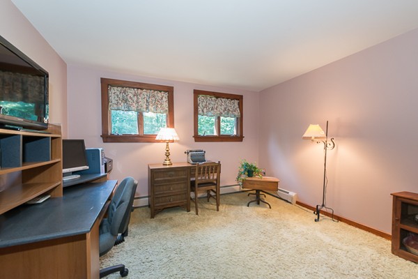 42 Colrain Road Topsfield, MA 01983 - Photo 12 of 25 Gallery Image 12