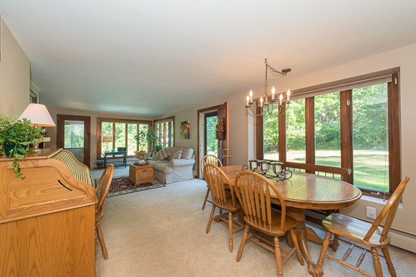42 Colrain Road Topsfield, MA 01983 - Photo 5 of 25 Gallery Image 5
