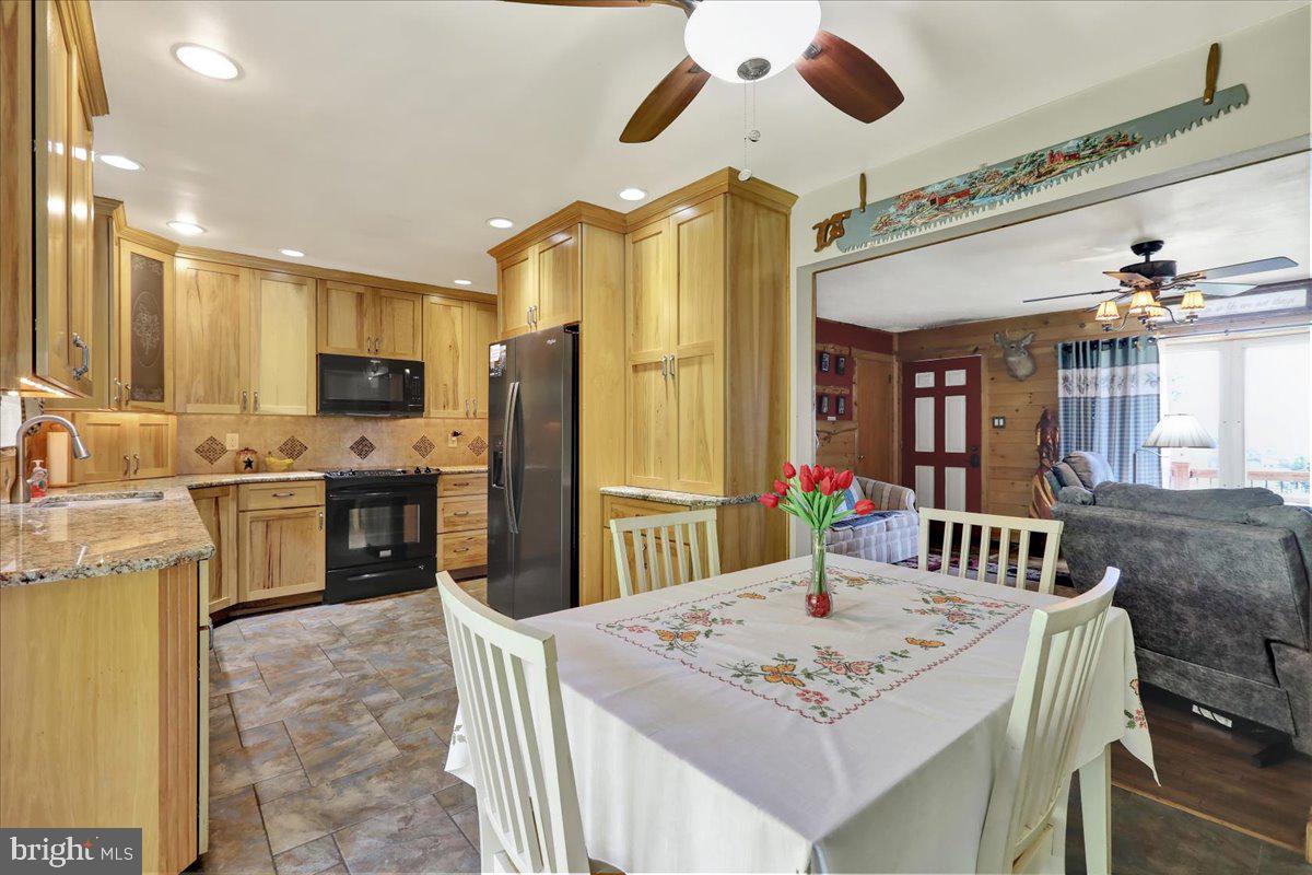 570 Walnut Road Birdsboro, PA 19508 - Photo 14 of 49 Gallery Image 14