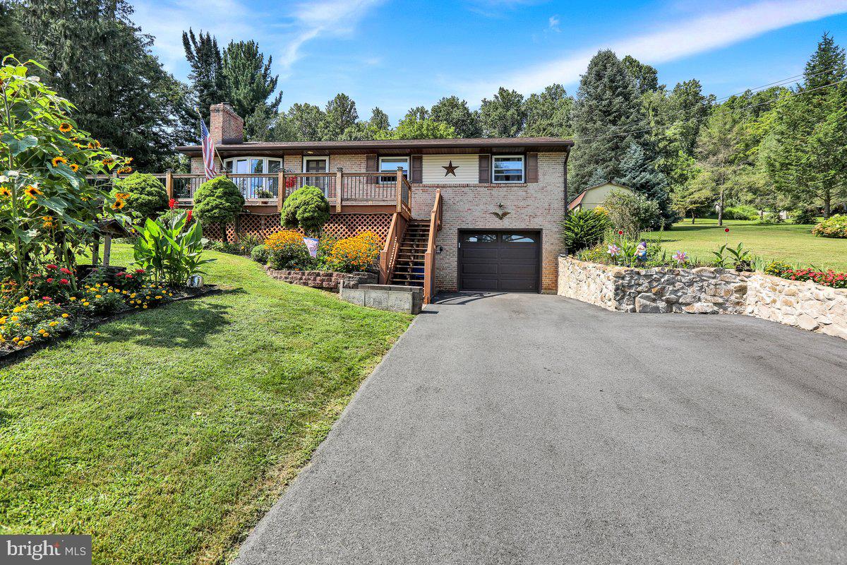 570 Walnut Road Birdsboro, PA 19508 - Photo 3 of 49 Gallery Image 3