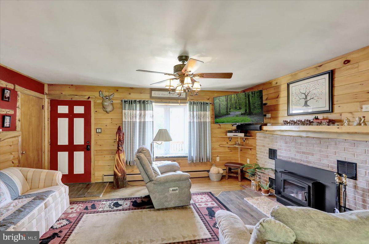 570 Walnut Road Birdsboro, PA 19508 - Photo 6 of 49 Gallery Image 6