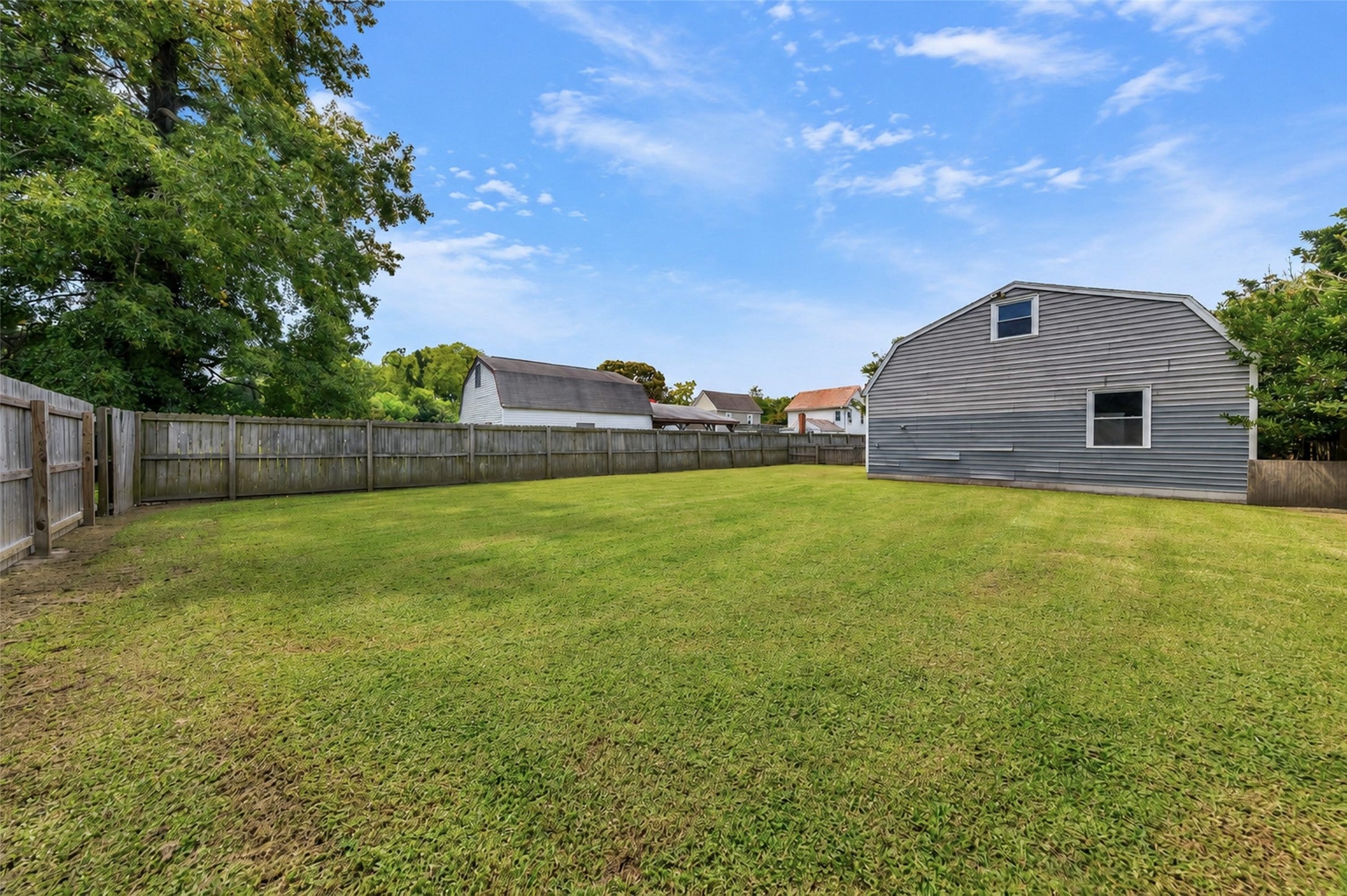 216 Beach Road Hampton, VA 23664 - Photo 37 of 38 Gallery Image 37