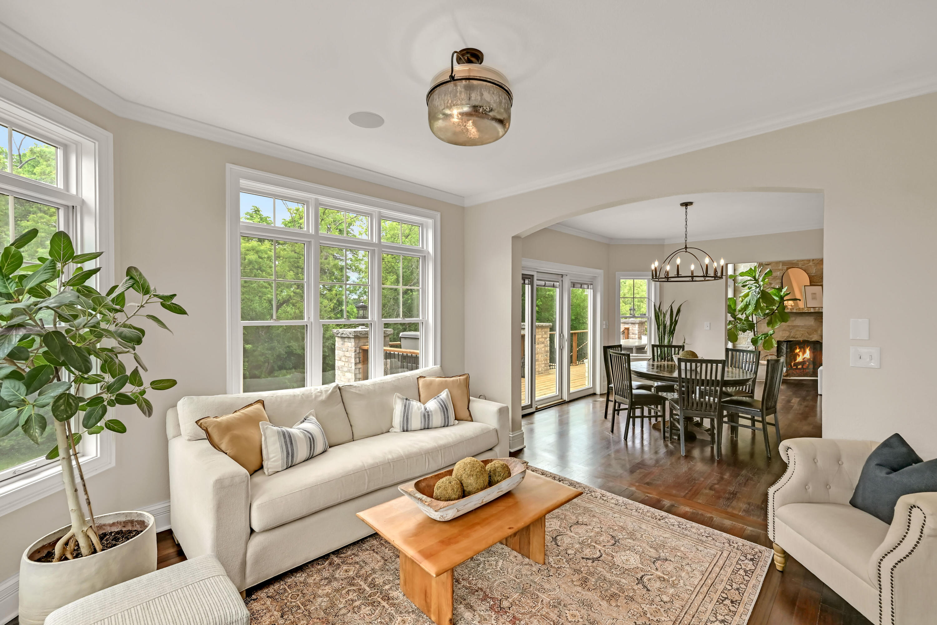 14165 North Pine Bluff Road Mequon, WI 53097 - Photo 11 of 60 DZ14165-27
