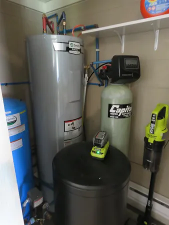 $459,000 | W10397 Blackhawk Trail, Fox Lake, WI 53933