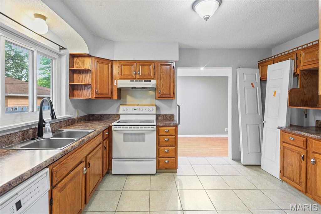 308 Carlyle Avenue Belleville, IL 62221 - Photo 19 of 33