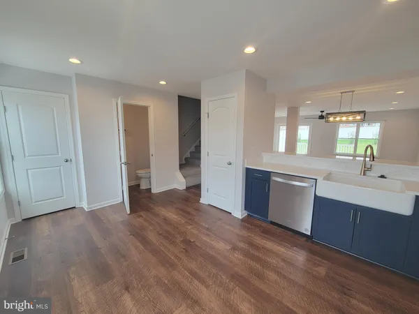 $2,500 | 328 West 11th Street, Front Royal, VA 22630