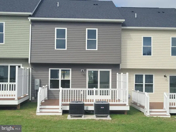 $2,500 | 328 West 11th Street, Front Royal, VA 22630