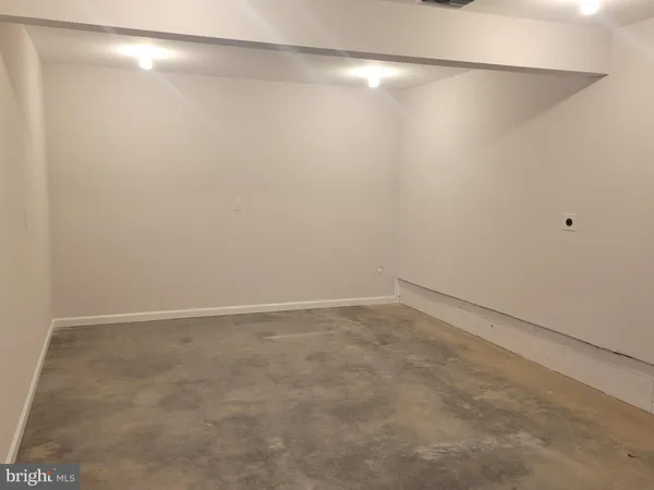 $2,500 | 328 West 11th Street, Front Royal, VA 22630