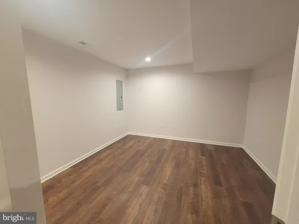 $2,500 | 328 West 11th Street, Front Royal, VA 22630