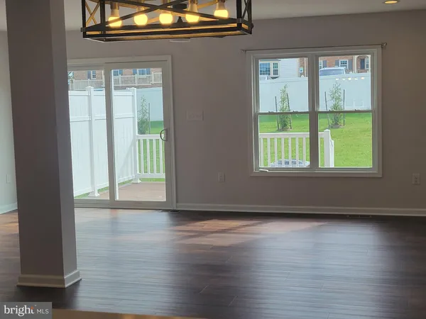 $2,500 | 328 West 11th Street, Front Royal, VA 22630