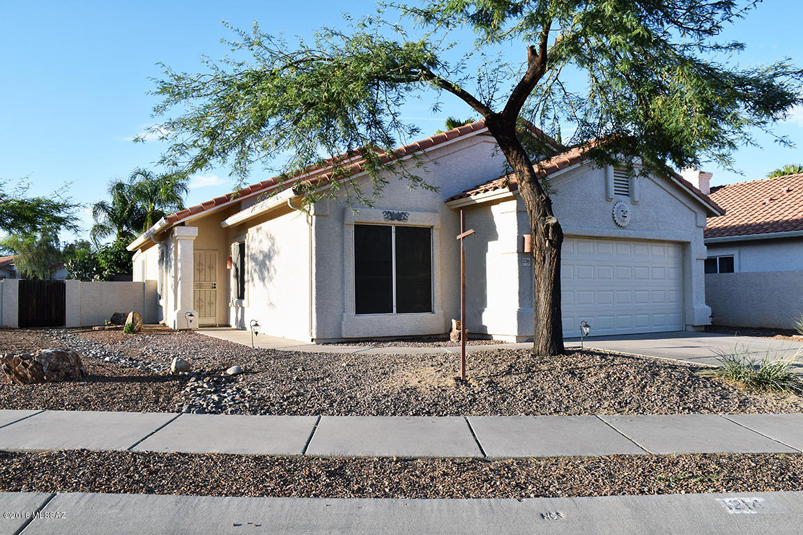 12144 North Seasons Loop Tucson, AZ 85755 - Photo 4 of 37